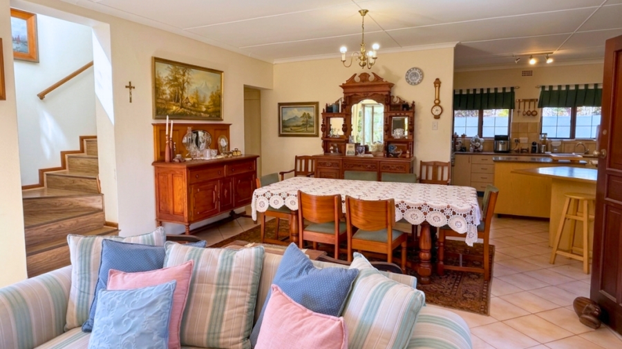 5 Bedroom Property for Sale in Kenton On Sea Eastern Cape
